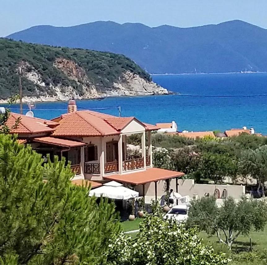 Villa Calypso Ієрісос Екстер'єр фото